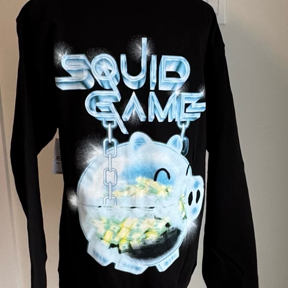 NWT - SQUID GAME - Black Squid Game Hoodie, men’s, size small - Picture 9 of 13